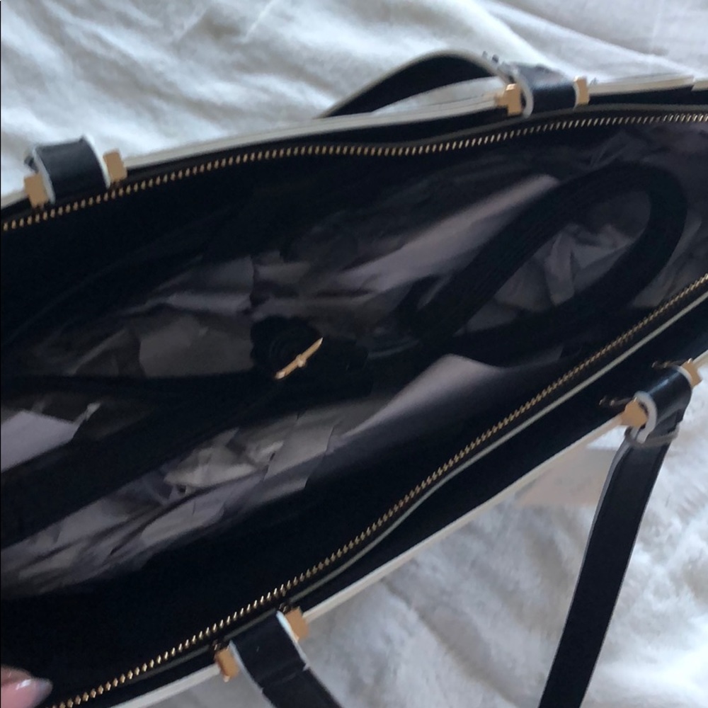 BNWT Hand bag - Picture 7 of 8